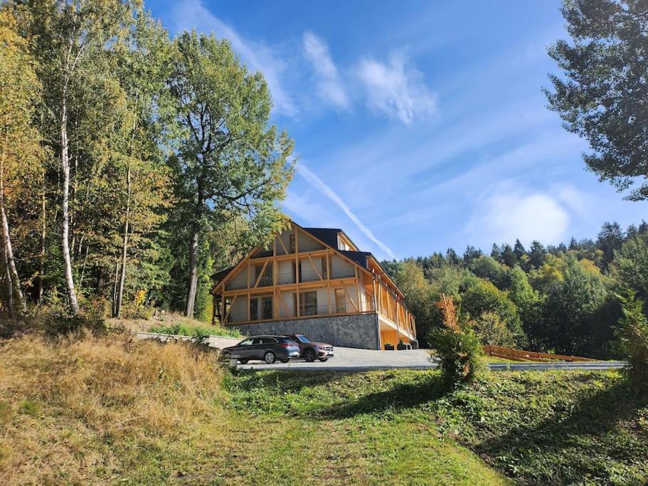 Krasny Apartman Refrino V Prirode Železná Ruda Exteriér fotografie